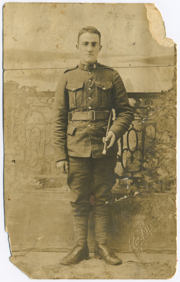 Thomas Deveau portrait 1918, in Canadian military uniform